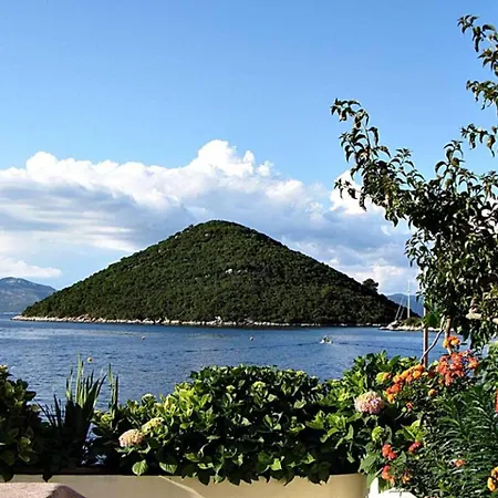 Ivana - Friends & Family Ap For 6 Guests Daire