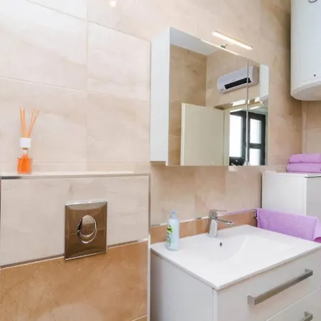 Apartmán Ivana - Friends & Family Ap For 6 Guests *