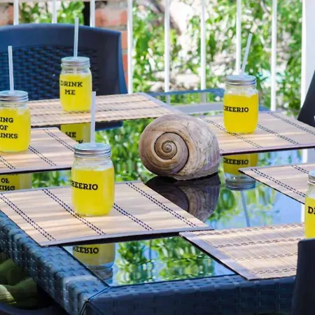 Ivana - Friends & Family Ap For 6 Guests * Prožura