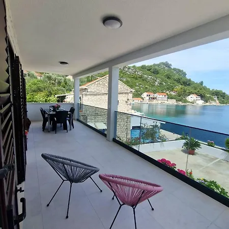 Ivana - Friends & Family Ap For 6 Guests