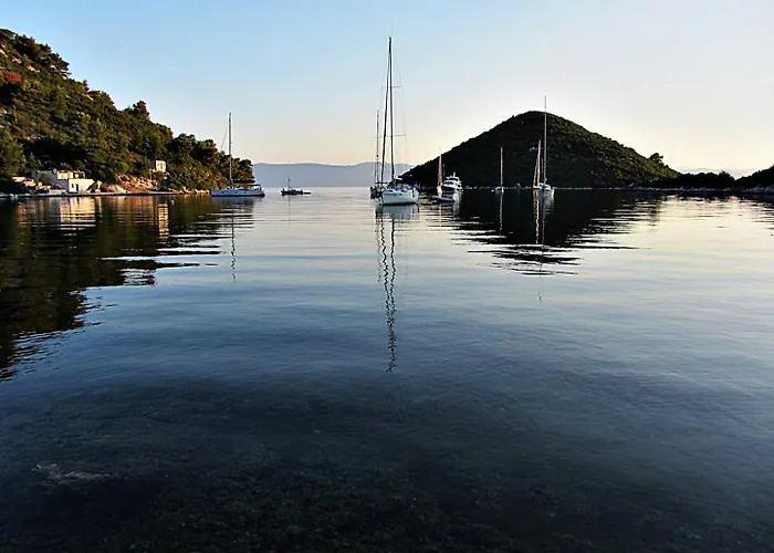 Daire Ivana - Friends & Family Ap For 6 Guests